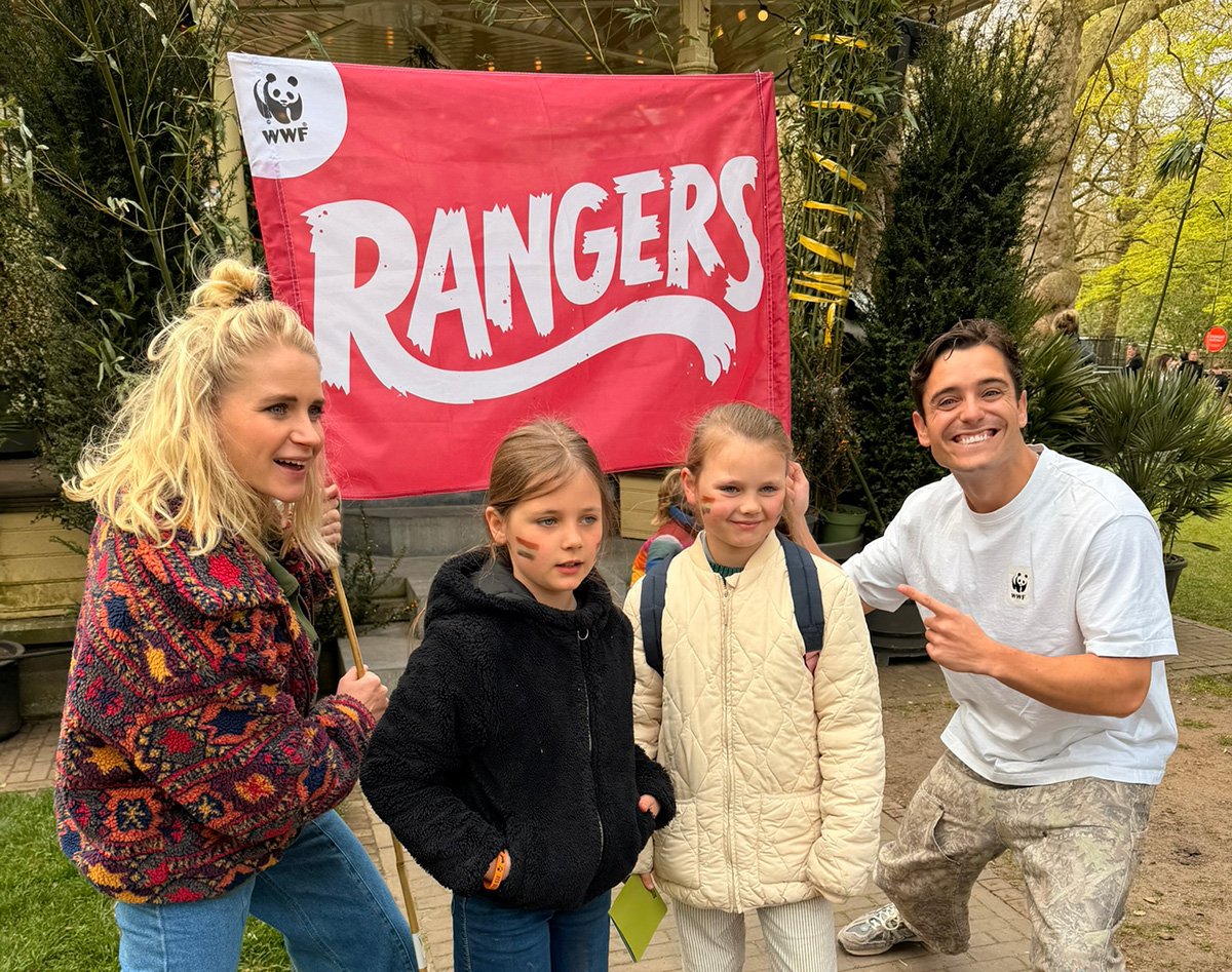 Ranger Mint bij het WWF Rangers bord